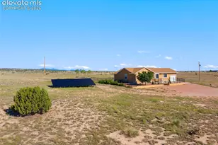 1689 N Calle Rosa Pl, Pueblo West, CO 81007 - Photo 1