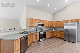 4942 Dunecrest Dr, Colorado Springs, CO 80922 - Photo 9