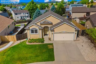 4942 Dunecrest Dr, Colorado Springs, CO 80922 - Photo 3
