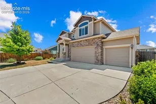 10377 Valor Ct, Colorado Springs, CO 80925 - Photo 5