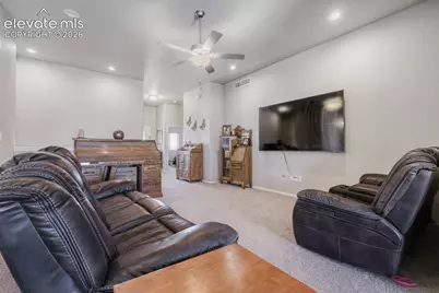 555 N Verbena Drive, Pueblo, CO 81007 - Photo 5
