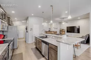 555 N Verbena Dr, Pueblo, CO 81007 - Photo 9