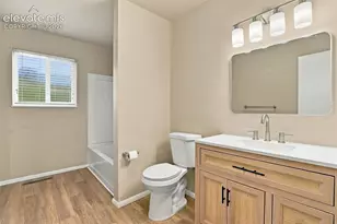 1070 Applewood Dr, Colorado Springs, CO 80907 - Photo 9
