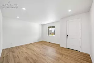 3422 Bella Notte Dr, Pueblo, CO 81001 - Photo 3