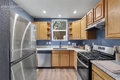 407 Washington Avenue, Manitou Springs, CO 80829 - Photo 7