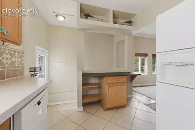 523 S Hancock Avenue, Colorado Springs, CO 80903 - Photo 11