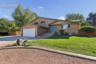6723 Bishop Drive, Colorado Springs, CO 80918 - Photo 3