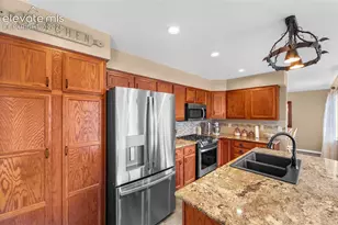 7325 Sue Ln, Colorado Springs, CO 80925 - Photo 11
