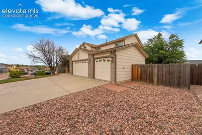 7325 Sue Lane, Colorado Springs, CO 80925 - Photo 3