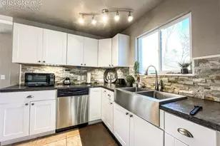 214 N 20th St, Colorado Springs, CO 80904 - Photo 21