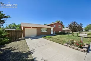 313 Cranbrook Cir, Colorado Springs, CO 80906 - Photo 1