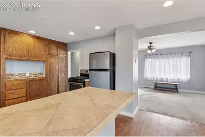 908 1/2 Bennett Avenue, Colorado Springs, CO 80909 - Photo 11