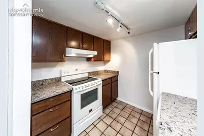 846 Tenderfoot Hill Road #203, Colorado Springs, CO 80906 - Photo 7