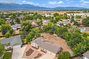 4020 Manzana Ct, Colorado Springs, CO 80911 - Photo 3