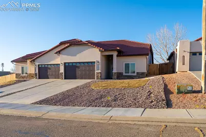 1318 Tierra Berienda Na, Pueblo, CO 81008 - Photo 3