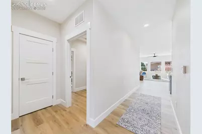 1318 Tierra Berienda Na, Pueblo, CO 81008 - Photo 11