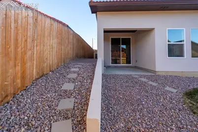 1318 Tierra Berienda Na, Pueblo, CO 81008 - Photo 37