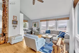 4452 Sentinel Rock, Larkspur, CO 80118 - Photo 5