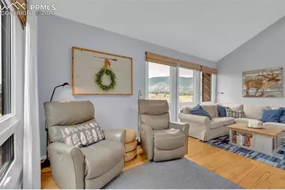 4452 Sentinel Rock, Larkspur, CO 80118 - Photo 13