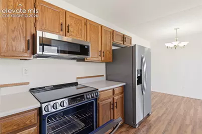 2210 Farnsworth Drive, Colorado Springs, CO 80916 - Photo 9