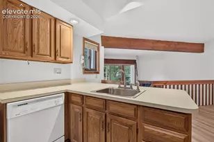 102 Creekside Ln, Colorado Springs, CO 80906 - Photo 11
