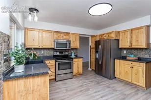 3121 Breckenridge Dr, Colorado Springs, CO 80906 - Photo 5