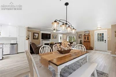 6430 Burrows Road, Colorado Springs, CO 80908 - Photo 11