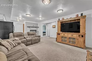 6430 Burrows Rd, Colorado Springs, CO 80908 - Photo 33
