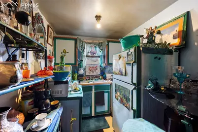 228 Plum Street, Pueblo, CO 81003 - Photo 31