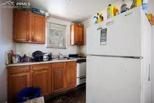 228 Plum St, Pueblo, CO 81003 - Photo 25