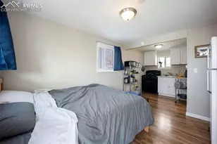 228 Plum St, Pueblo, CO 81003 - Photo 9