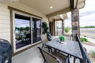1922 Sunshine Peak Dr, Loveland, CO 80538 - Photo 7