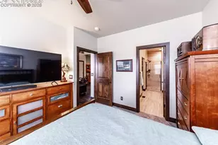 1922 Sunshine Peak Dr, Loveland, CO 80538 - Photo 25