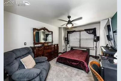 1922 Sunshine Peak Drive, Loveland, CO 80538 - Photo 37