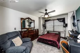 1922 Sunshine Peak Dr, Loveland, CO 80538 - Photo 37