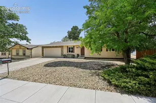 1830 Okeechobee Dr, Colorado Springs, CO 80915 - Photo 3