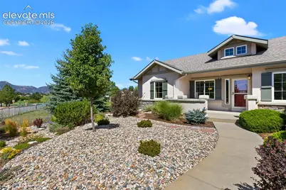 2424 Willow Glen Drive, Colorado Springs, CO 80920 - Photo 5