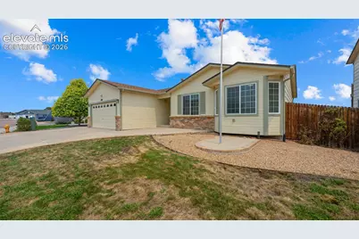 7447 Sun Prairie Drive, Colorado Springs, CO 80925 - Photo 3