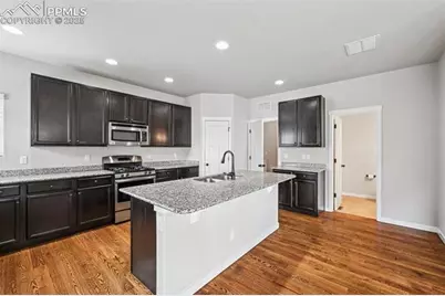 7504 Bonterra Lane, Colorado Springs, CO 80925 - Photo 11