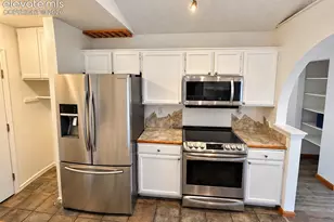 2230 Ambleside Dr, Colorado Springs, CO 80915 - Photo 13