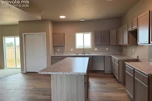 6233 Sawyer Ridge Dr, Pueblo, CO 81008 - Photo 5