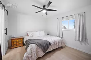 622 Paradise Ln, Colorado Springs, CO 80904 - Photo 7