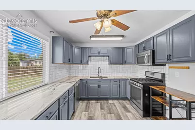 4107 Shelley Avenue, Colorado Springs, CO 80910 - Photo 5