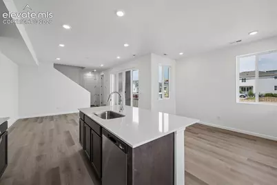 2458 Hannah Ridge Drive, Colorado Springs, CO 80915 - Photo 7