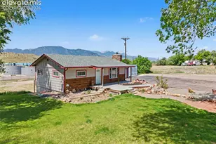 6570 Southmoor Dr, Fountain, CO 80817 - Photo 3