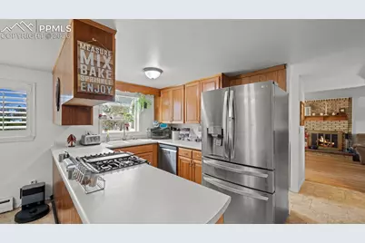 17 W Clover Circle, Colorado Springs, CO 80906 - Photo 3