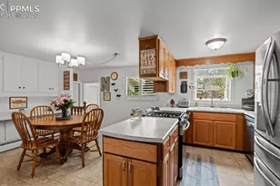 17 W Clover Circle, Colorado Springs, CO 80906 - Photo 5