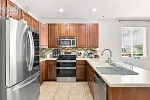 8238 Hollygrape Ln, Colorado Springs, CO 80927 - Photo 5