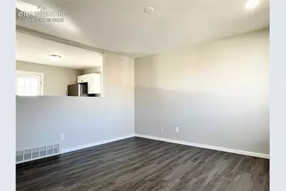 907 W Madison Street, Colorado Springs, CO 80907 - Photo 7