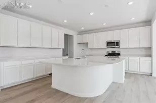 3306 Bella Notte Dr, Pueblo, CO 81001 - Photo 7